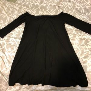 Off the shoulder flowy dress